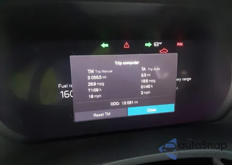 2025 Volvo Xc60 Plug-In Hybrid Plus, T8 Awd Electric/Gasoline, Dark z USA, uszkodzony, nr VIN YV4H60RC2S1074772